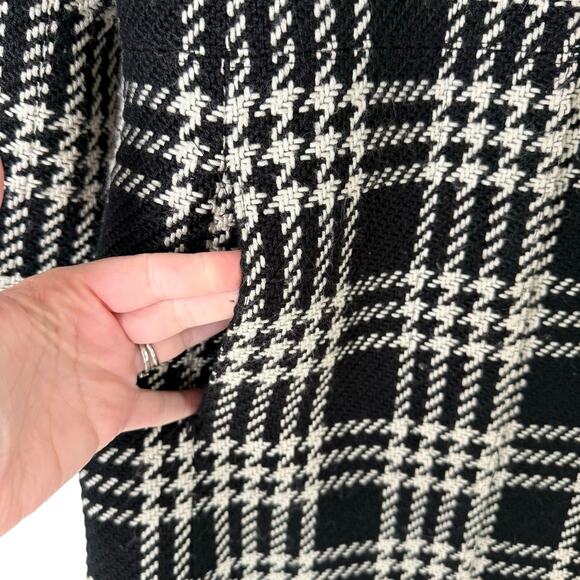Charter Club Wool Blend Plaid Tweed Coat Black White Button Front, Size 4 - Picture 7 of 9
